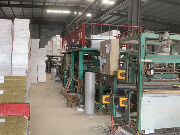 彩鋼板的特性是什么？